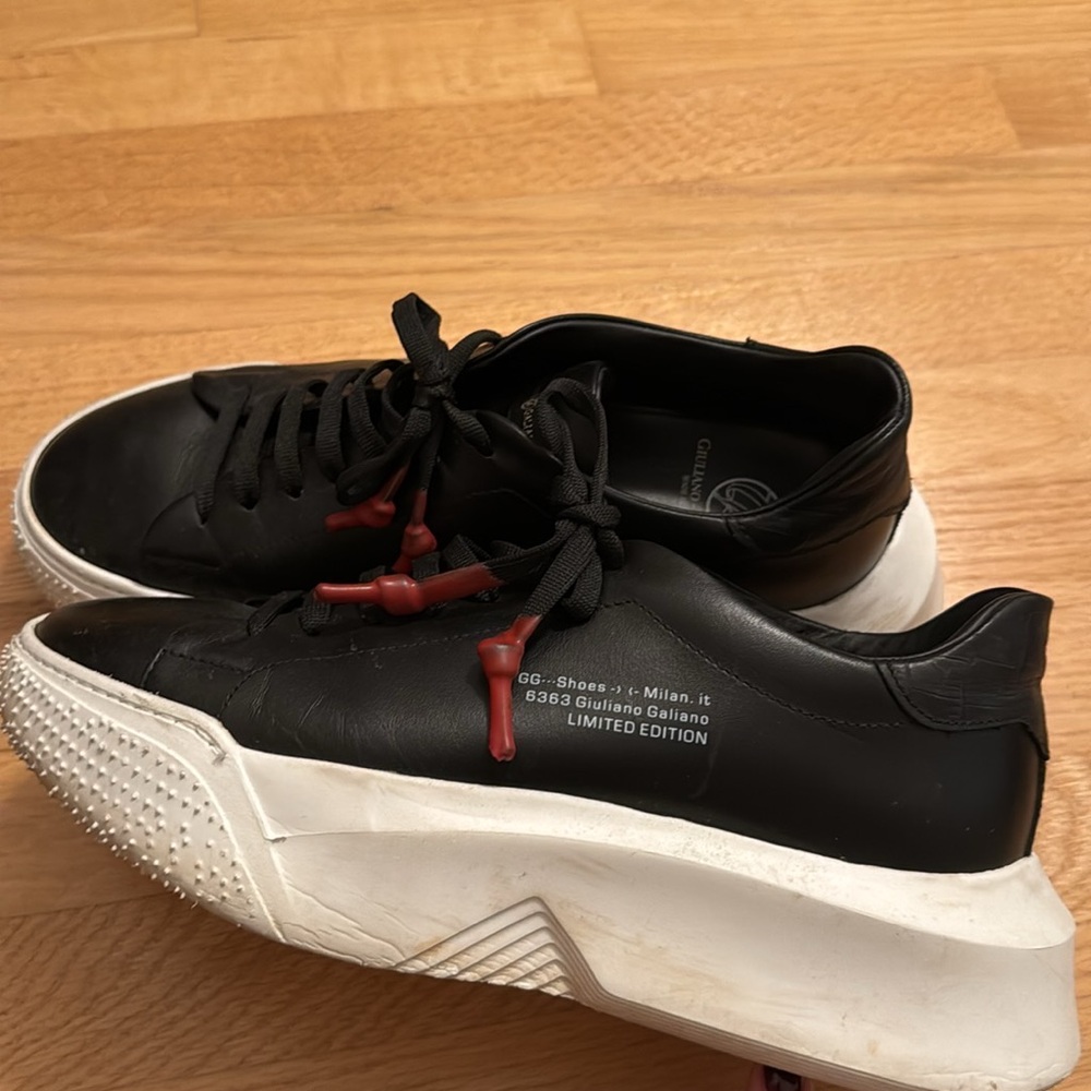 Gucci Men's Black Sneakers
